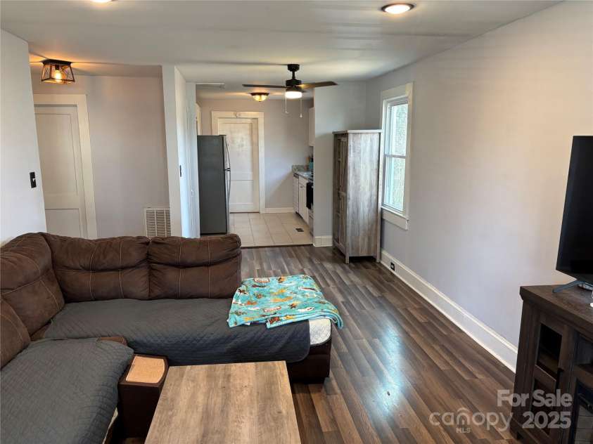 827 Horah Street, Salisbury, NC 28144.  MLS# CAR4226117, YatesRealty ID 26396. 