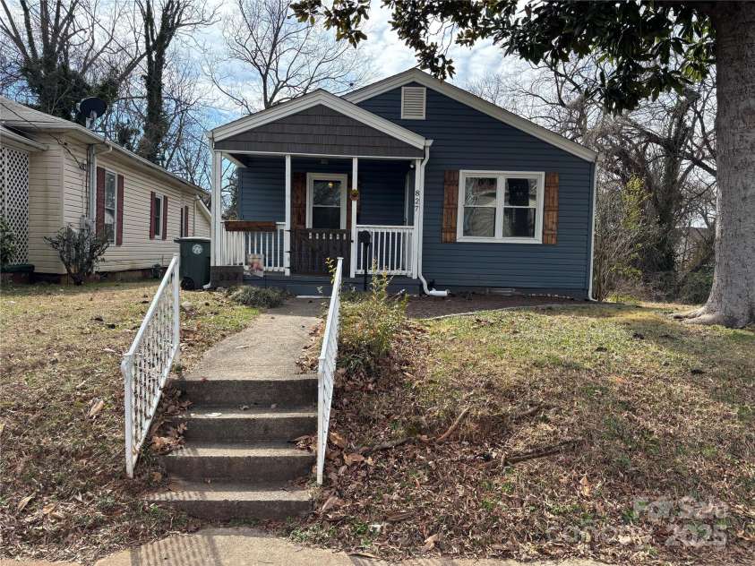 827 Horah Street, Salisbury, NC 28144.  MLS# CAR4226117, YatesRealty ID 26396. 