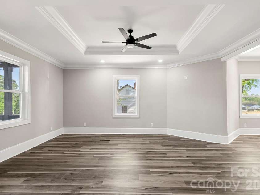 918 New Hope Road, Gastonia, NC 28054.  MLS# CAR4368085, YatesRealty ID 26396. 