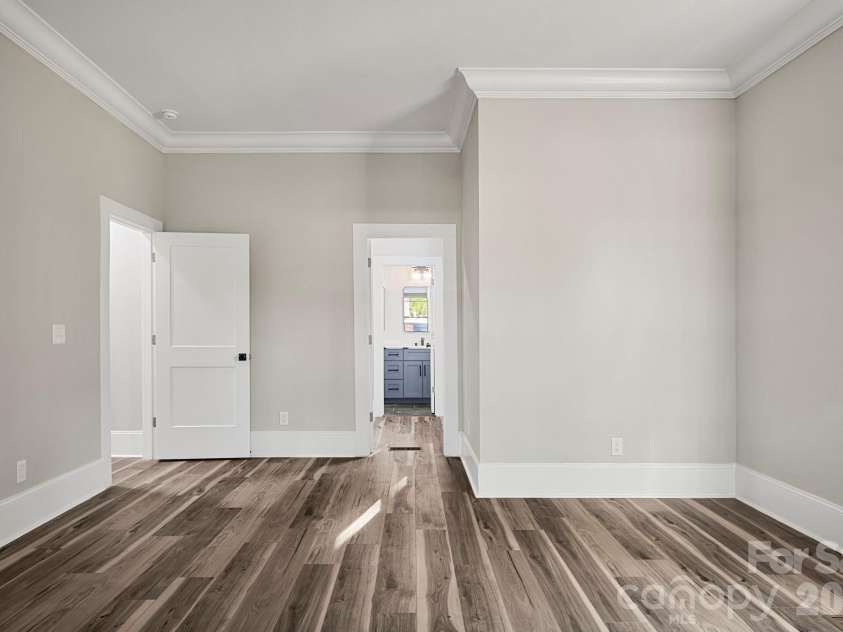 918 New Hope Road, Gastonia, NC 28054.  MLS# CAR4368085, YatesRealty ID 26396. 