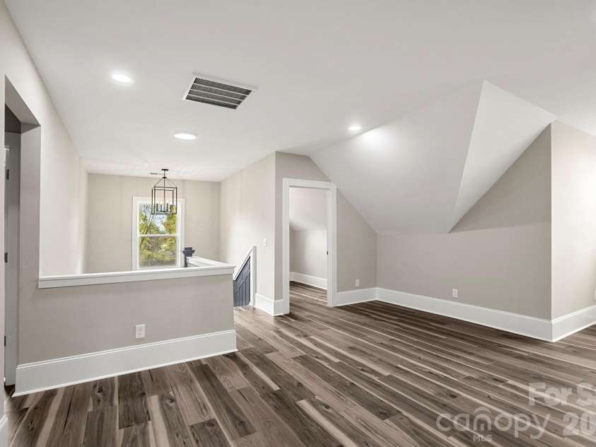 918 New Hope Road, Gastonia, NC 28054.  MLS# CAR4368085, YatesRealty ID 26396. 