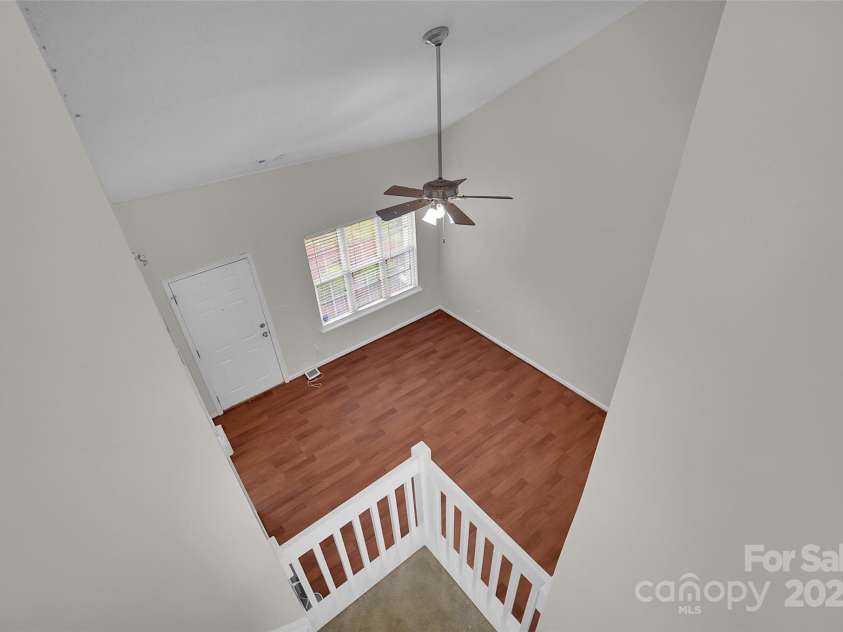 5237 Ficus Tree Lane, Charlotte, NC 28215.  MLS# CAR4288563, YatesRealty ID 26397. 