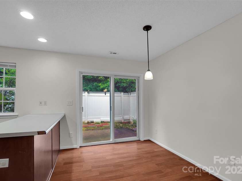 5237 Ficus Tree Lane, Charlotte, NC 28215.  MLS# CAR4288563, YatesRealty ID 26397. 