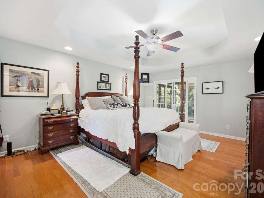 20127 Chapel Point Lane, Cornelius, NC 28031.  MLS# CAR4387652, YatesRealty ID 26399. 