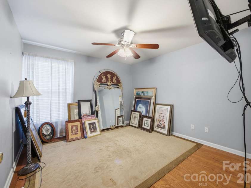20127 Chapel Point Lane, Cornelius, NC 28031.  MLS# CAR4387652, YatesRealty ID 26399. 