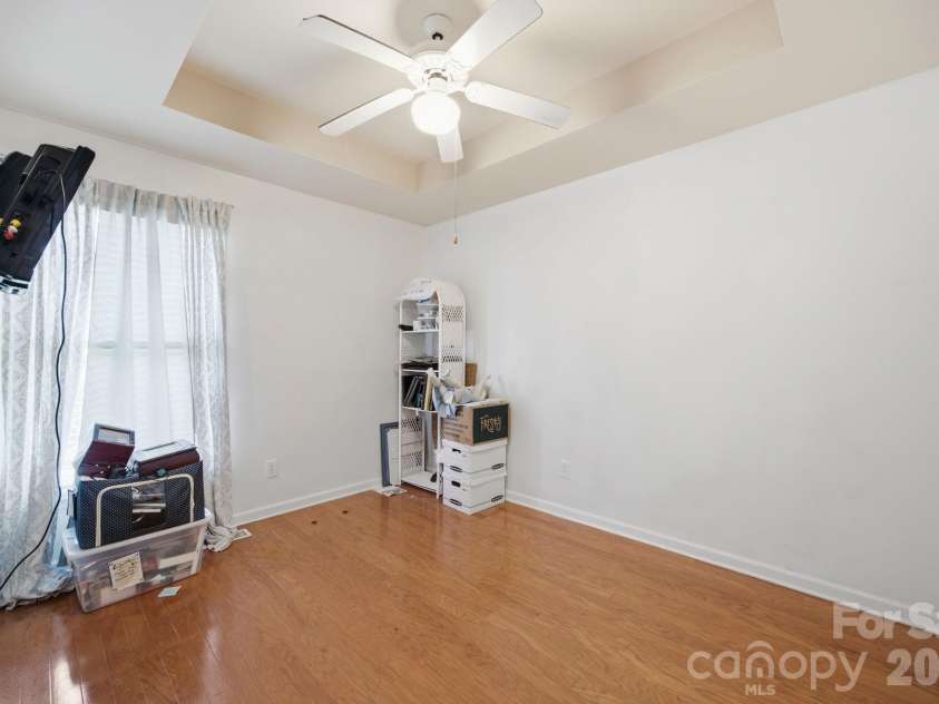 20127 Chapel Point Lane, Cornelius, NC 28031.  MLS# CAR4387652, YatesRealty ID 26399. 