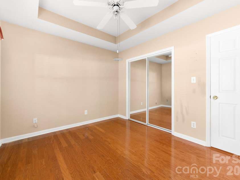 20127 Chapel Point Lane, Cornelius, NC 28031.  MLS# CAR4423446, YatesRealty ID 26399. 