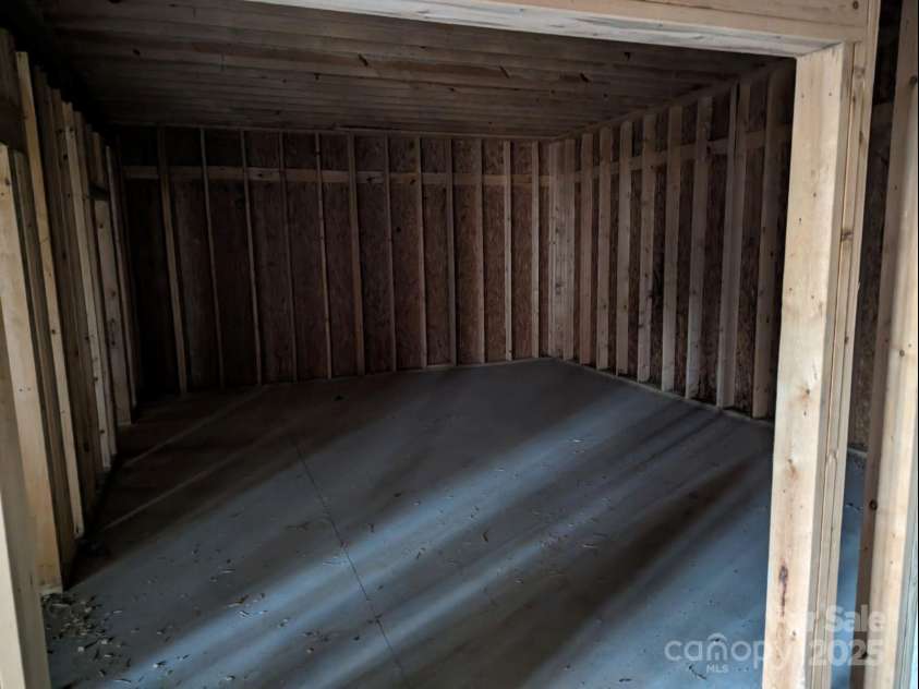 1605 Golden Road, Lake Toxaway, NC 28747.  MLS# CAR4179199, YatesRealty ID 264. 