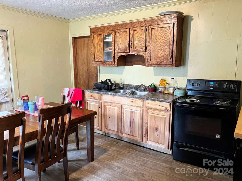 210 Lincoln Street, Albemarle, NC 28001.  MLS# CAR4199481, YatesRealty ID 264. 