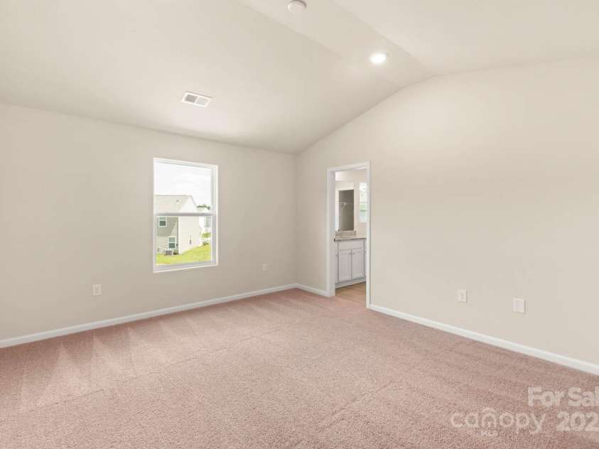 125 Lightning Drive, Shelby, NC 28152.  MLS# CAR4234133, YatesRealty ID 2640. 