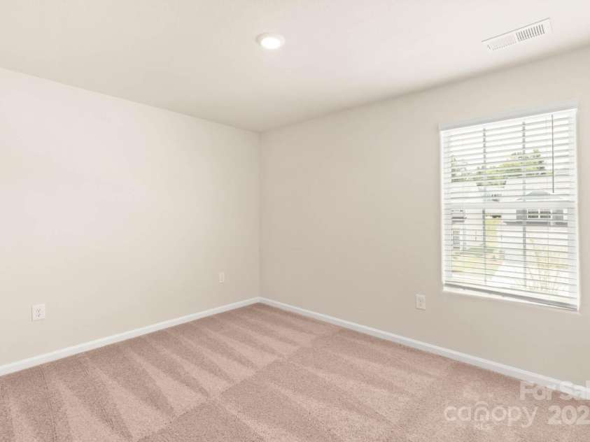 125 Lightning Drive, Shelby, NC 28152.  MLS# CAR4234133, YatesRealty ID 2640. 