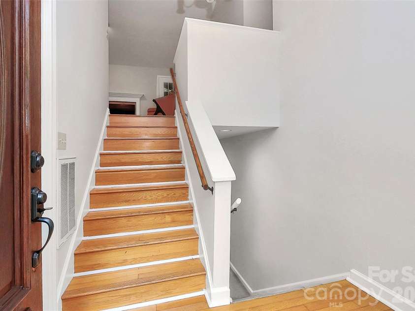 16 Woodvine Lane, Clover, SC 29710.  MLS# CAR4303329, YatesRealty ID 2640. 