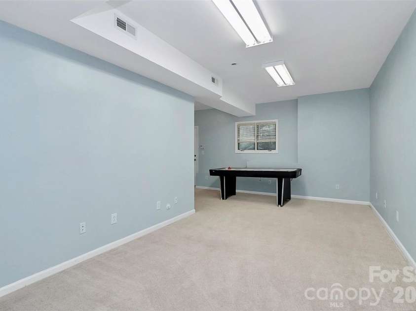 16 Woodvine Lane, Clover, SC 29710.  MLS# CAR4303329, YatesRealty ID 2640. 