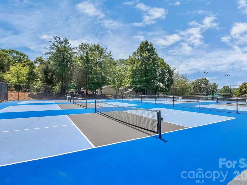 16 Woodvine Lane, Clover, SC 29710.  MLS# CAR4303329, YatesRealty ID 2640. 