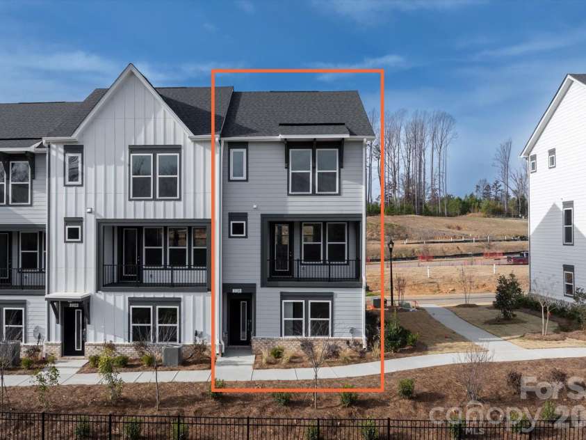 228 Ferebee Place, Charlotte, NC 28213.  MLS# CAR4335382, YatesRealty ID 2640. 