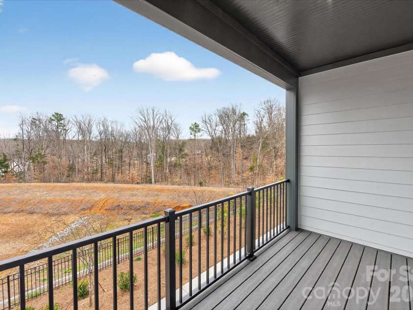 228 Ferebee Place, Charlotte, NC 28213.  MLS# CAR4335382, YatesRealty ID 2640. Covered Terrace