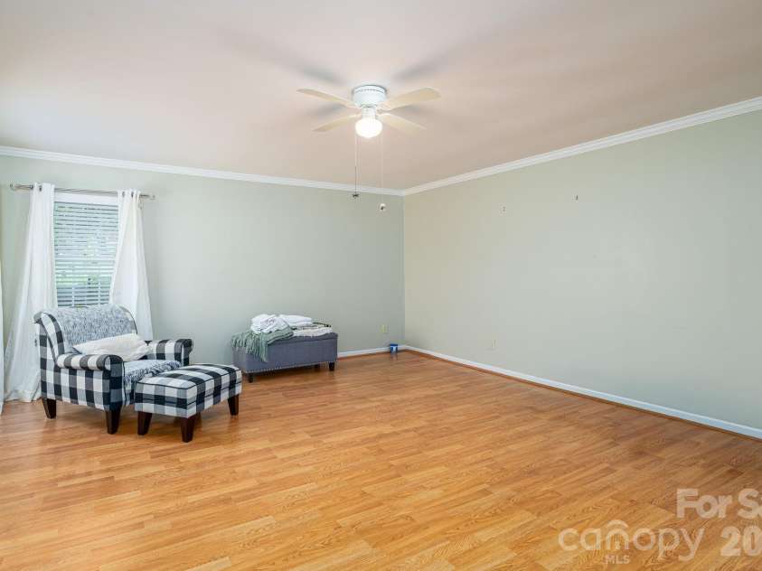 414 Elizabeth Street, Gastonia, NC 28054.  MLS# CAR4387556, YatesRealty ID 26400. 