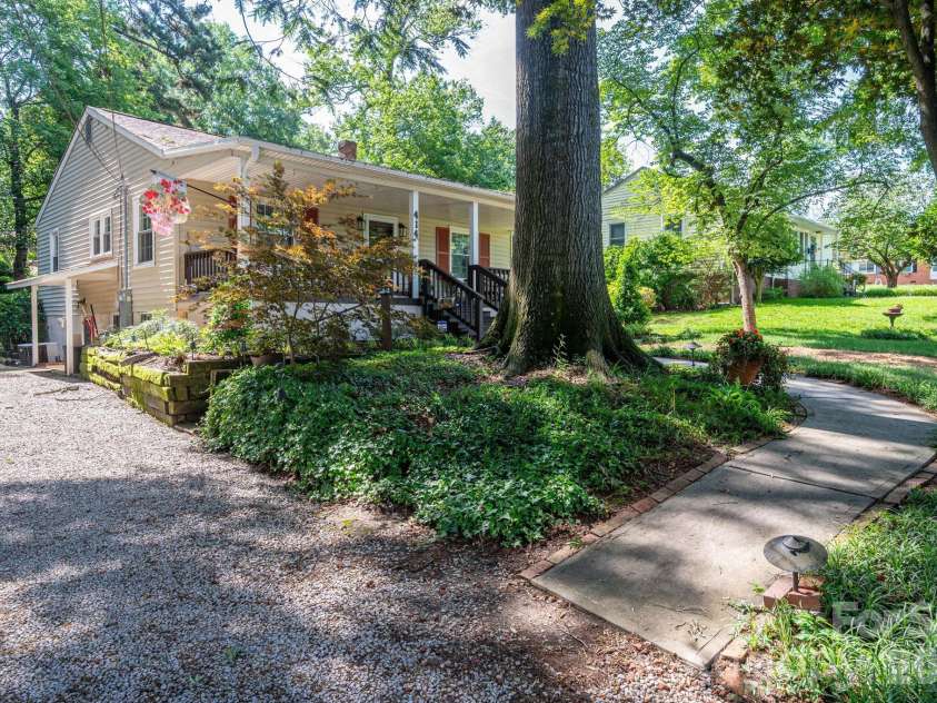 414 Elizabeth Street, Gastonia, NC 28054.  MLS# CAR4387556, YatesRealty ID 26400. 