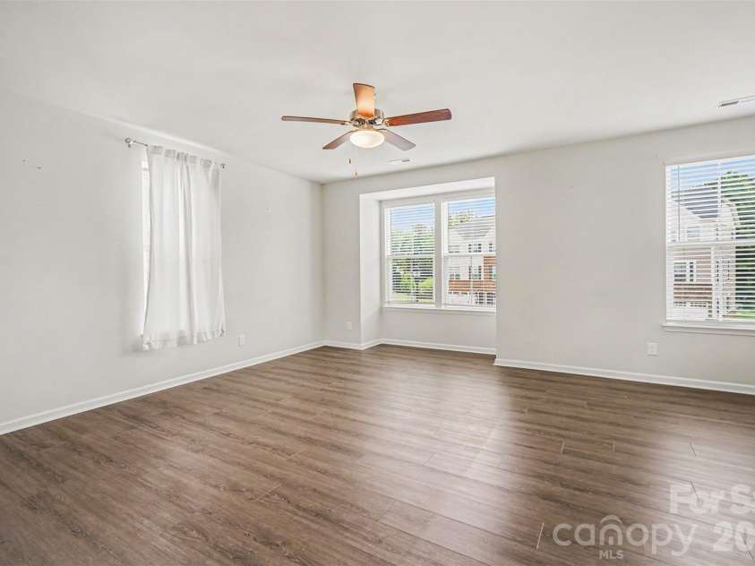 2662 Grantham Place Drive, Fort Mill, SC 29715.  MLS# CAR4415744, YatesRealty ID 26402. 
