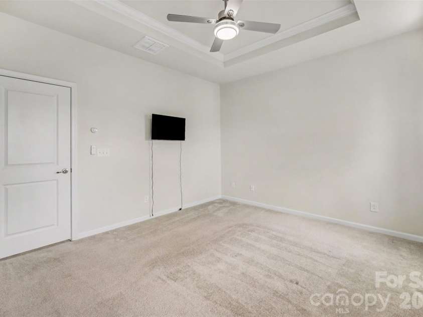 2662 Grantham Place Drive, Fort Mill, SC 29715.  MLS# CAR4415744, YatesRealty ID 26402. 