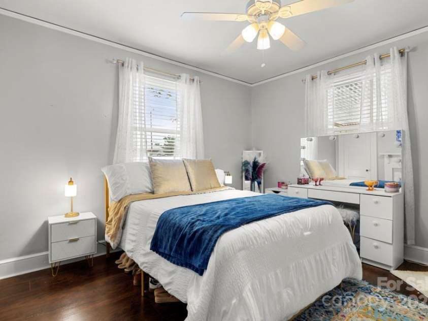 305 Marion Street, Kershaw, SC 29067.  MLS# CAR4278646, YatesRealty ID 26403. 