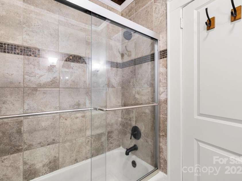 305 Marion Street, Kershaw, SC 29067.  MLS# CAR4278646, YatesRealty ID 26403. 