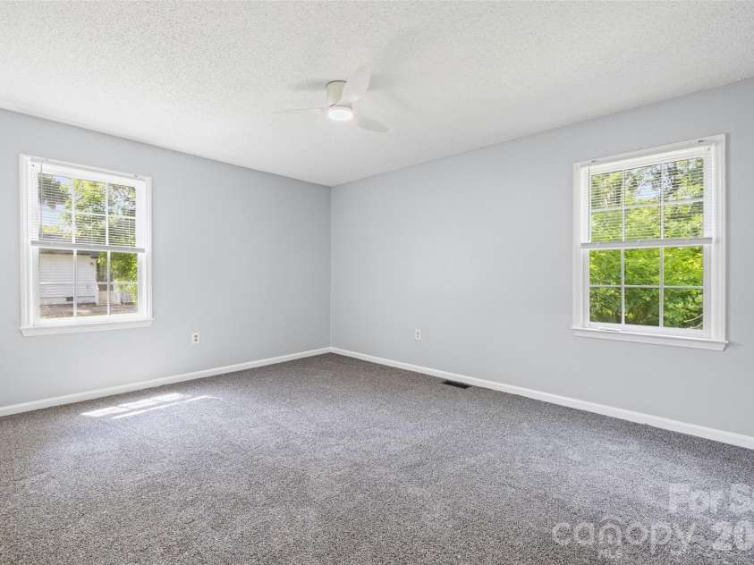 1421 Flint Hill Street, Rock Hill, SC 29730.  MLS# CAR4385287, YatesRealty ID 26404. 