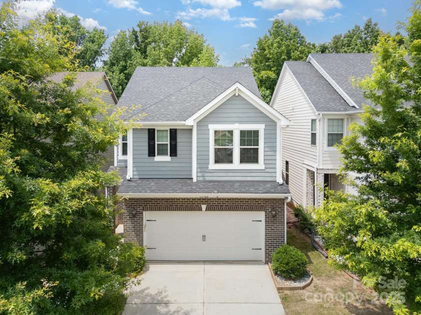 15524 Scholastic Drive, Charlotte, NC 28277.  MLS# CAR4266117, YatesRealty ID 26404. 