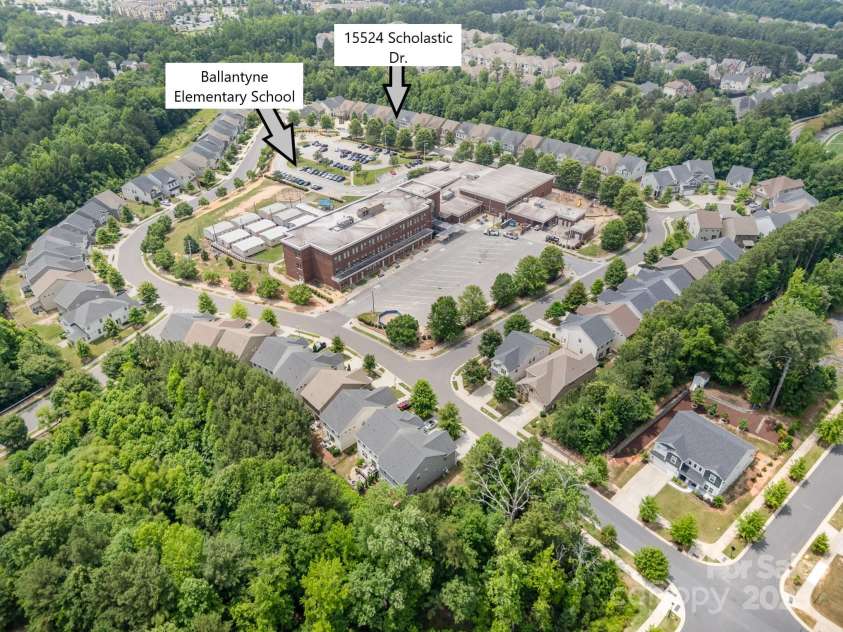 15524 Scholastic Drive, Charlotte, NC 28277.  MLS# CAR4266117, YatesRealty ID 26404. 