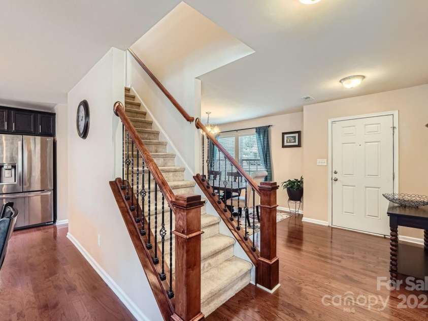 10920 Dapple Grey Lane, Charlotte, NC 28213.  MLS# CAR4277873, YatesRealty ID 26406. 