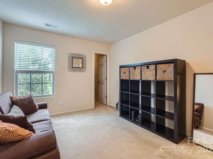 10920 Dapple Grey Lane, Charlotte, NC 28213.  MLS# CAR4277873, YatesRealty ID 26406. 