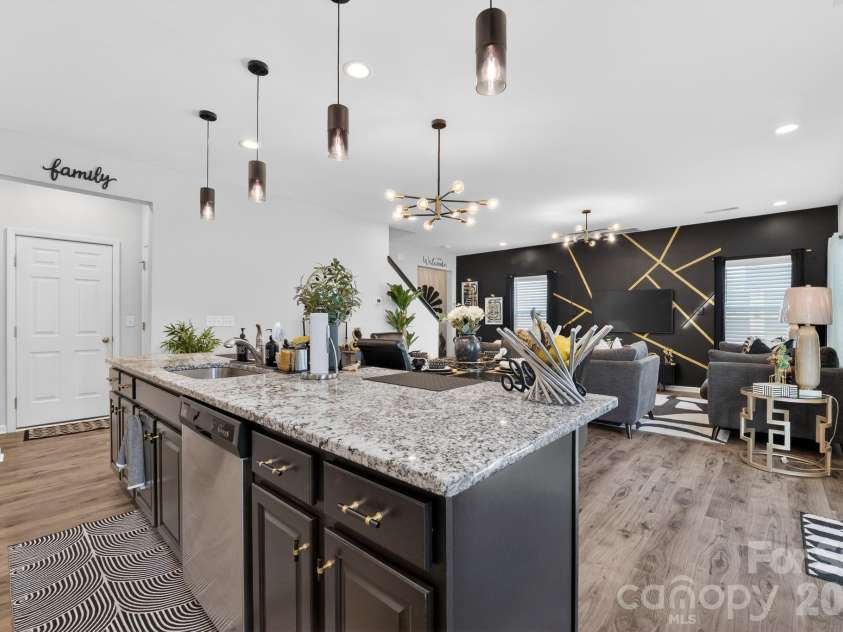 1101 Freeman View Drive, Albemarle, NC 28001.  MLS# CAR4420568, YatesRealty ID 26406. 