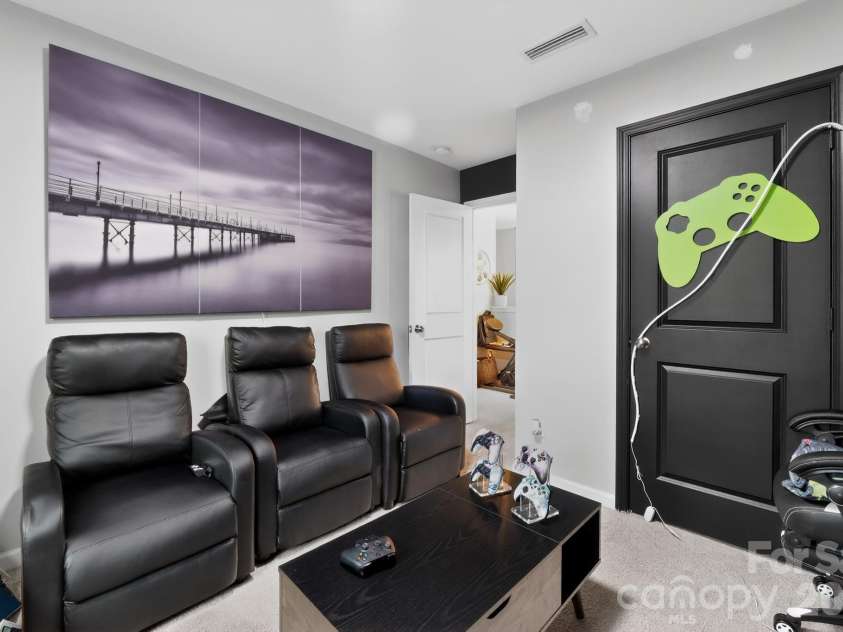 1101 Freeman View Drive, Albemarle, NC 28001.  MLS# CAR4420568, YatesRealty ID 26406. 