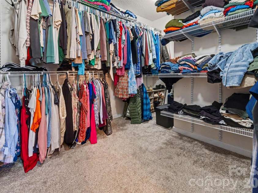 1505 Morning Dove Way, Clover, SC 29710.  MLS# CAR4387903, YatesRealty ID 26407. PRIMARY CLOSET