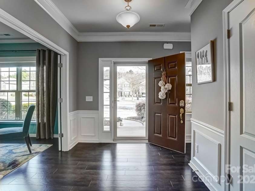 13240 Carolina Wren Court, Charlotte, NC 28278.  MLS# CAR4237425, YatesRealty ID 26408. 