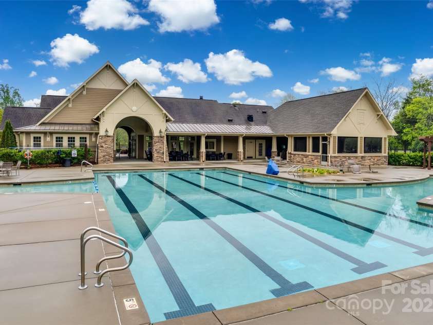 13240 Carolina Wren Court, Charlotte, NC 28278.  MLS# CAR4237425, YatesRealty ID 26408. 