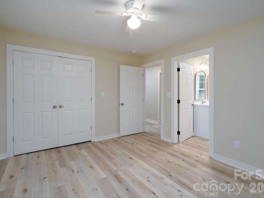 185 Garden Lane, Salisbury, NC 28146.  MLS# CAR4387378, YatesRealty ID 26409. 