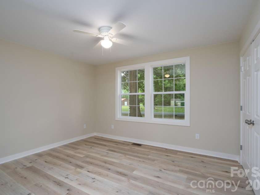 185 Garden Lane, Salisbury, NC 28146.  MLS# CAR4387378, YatesRealty ID 26409. 