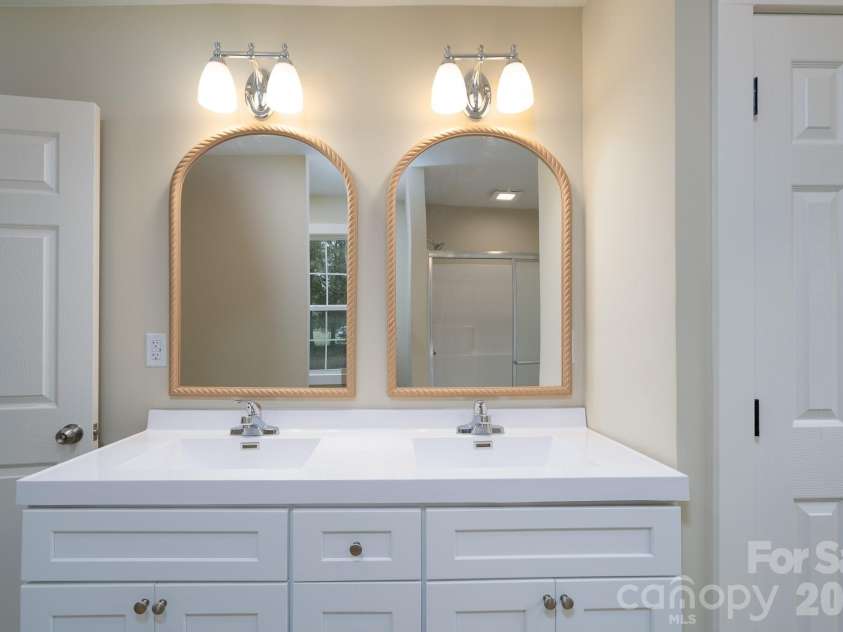 185 Garden Lane, Salisbury, NC 28146.  MLS# CAR4387378, YatesRealty ID 26409. 