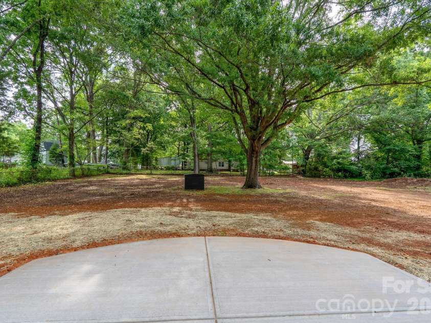 185 Garden Lane, Salisbury, NC 28146.  MLS# CAR4387378, YatesRealty ID 26409. 