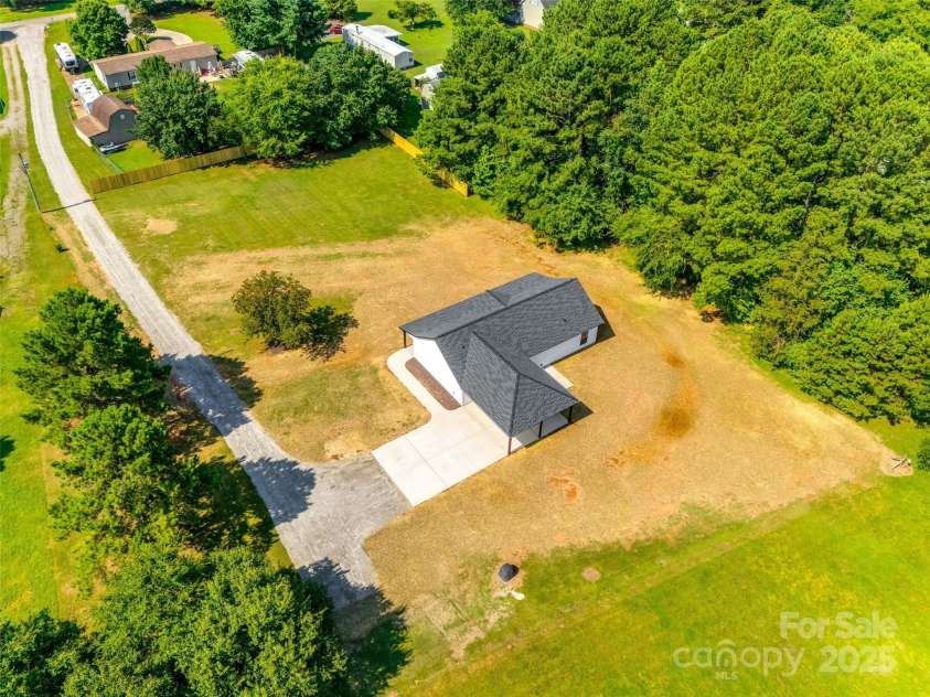 3248 Ferguson Long Road, York, SC 29745.  MLS# CAR4275167, YatesRealty ID 26409. 