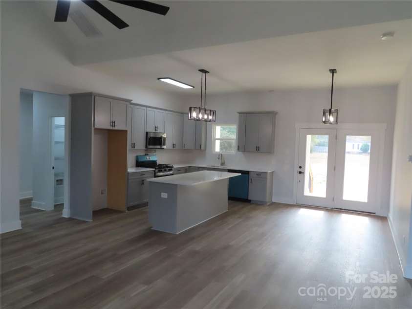 489 Border Road, Rock Hill, SC 29730.  MLS# CAR4325007, YatesRealty ID 2641. 