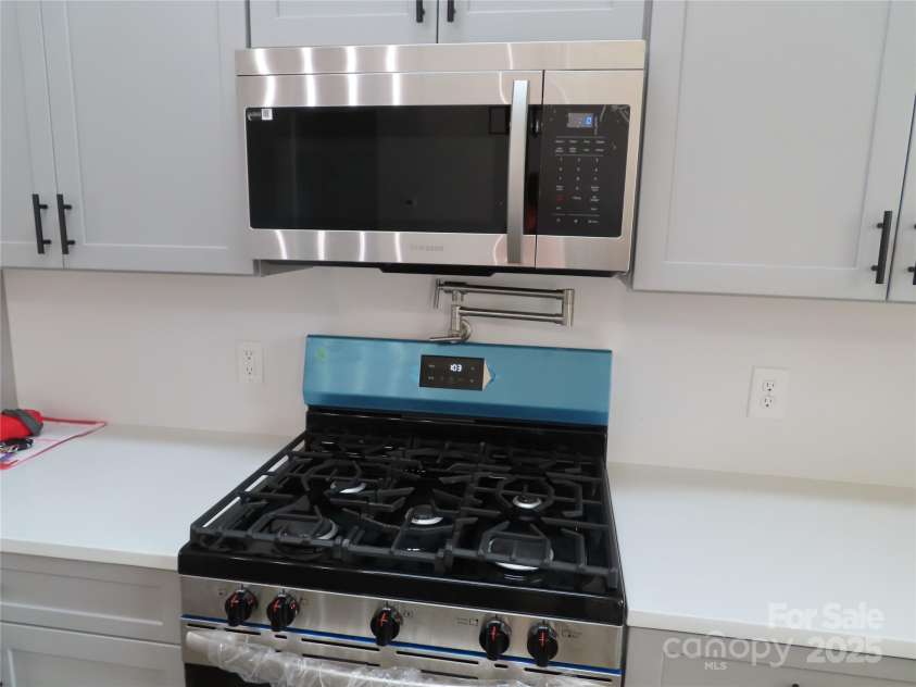 489 Border Road, Rock Hill, SC 29730.  MLS# CAR4325007, YatesRealty ID 2641. 