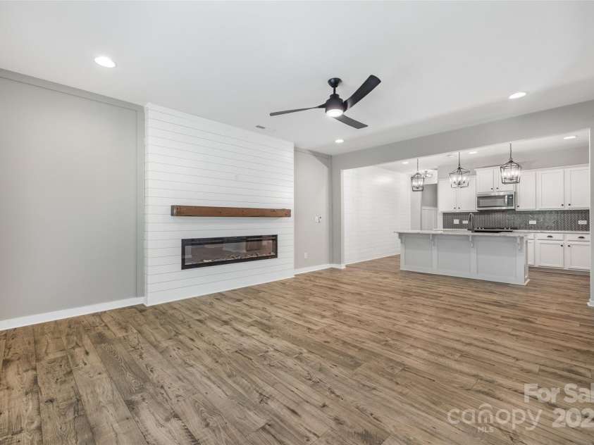 1115 Streamside Lane, York, SC 29745.  MLS# CAR4277333, YatesRealty ID 26411. 