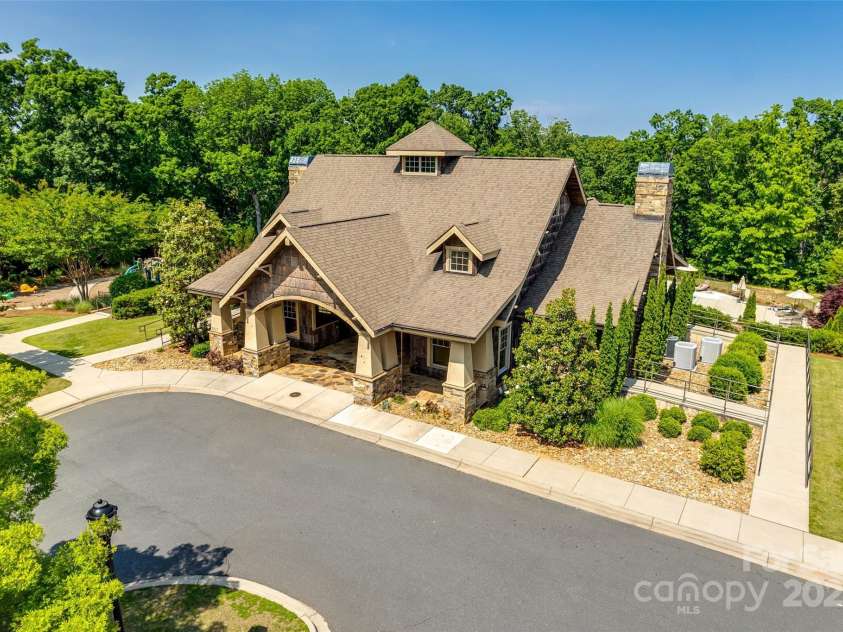 1115 Streamside Lane, York, SC 29745.  MLS# CAR4277333, YatesRealty ID 26411. 