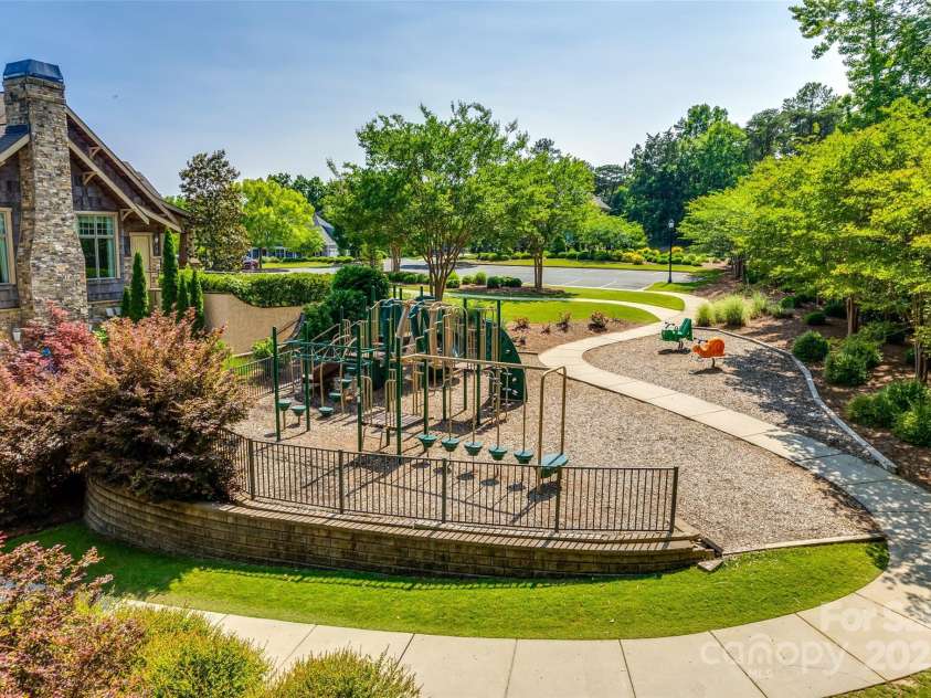 1115 Streamside Lane, York, SC 29745.  MLS# CAR4277333, YatesRealty ID 26411. 