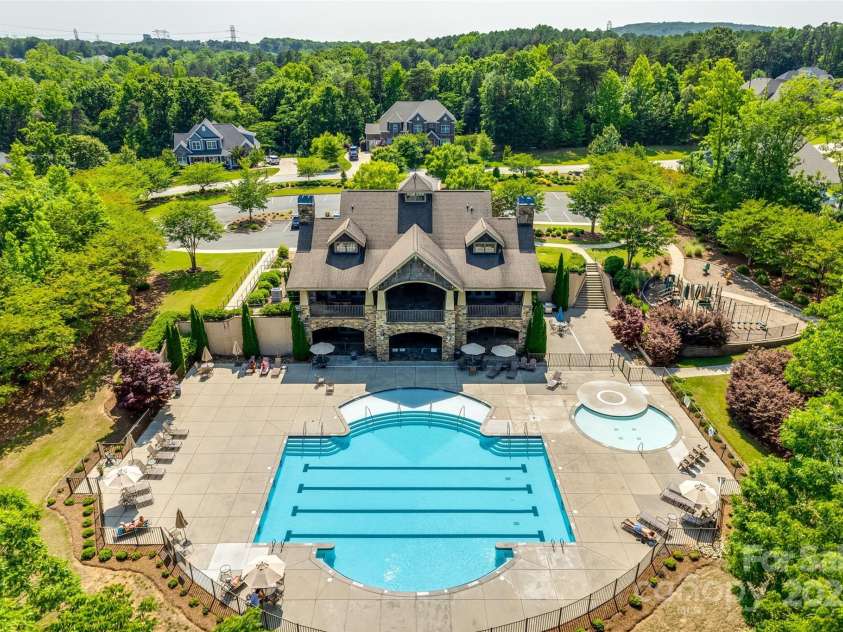 1115 Streamside Lane, York, SC 29745.  MLS# CAR4277333, YatesRealty ID 26411. 