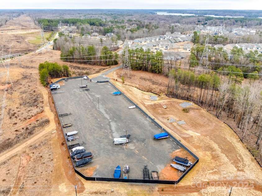 1115 Streamside Lane, York, SC 29745.  MLS# CAR4277333, YatesRealty ID 26411. 