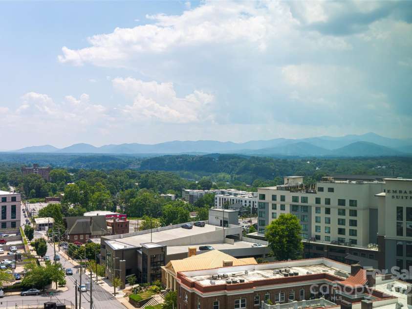 151 Haywood Street, Asheville, NC 28801.  MLS# CAR4257598, YatesRealty ID 26412. 