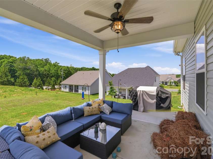 116 Camdenbrush Trail, Rock Hill, SC 29732.  MLS# CAR4345969, YatesRealty ID 26415. 